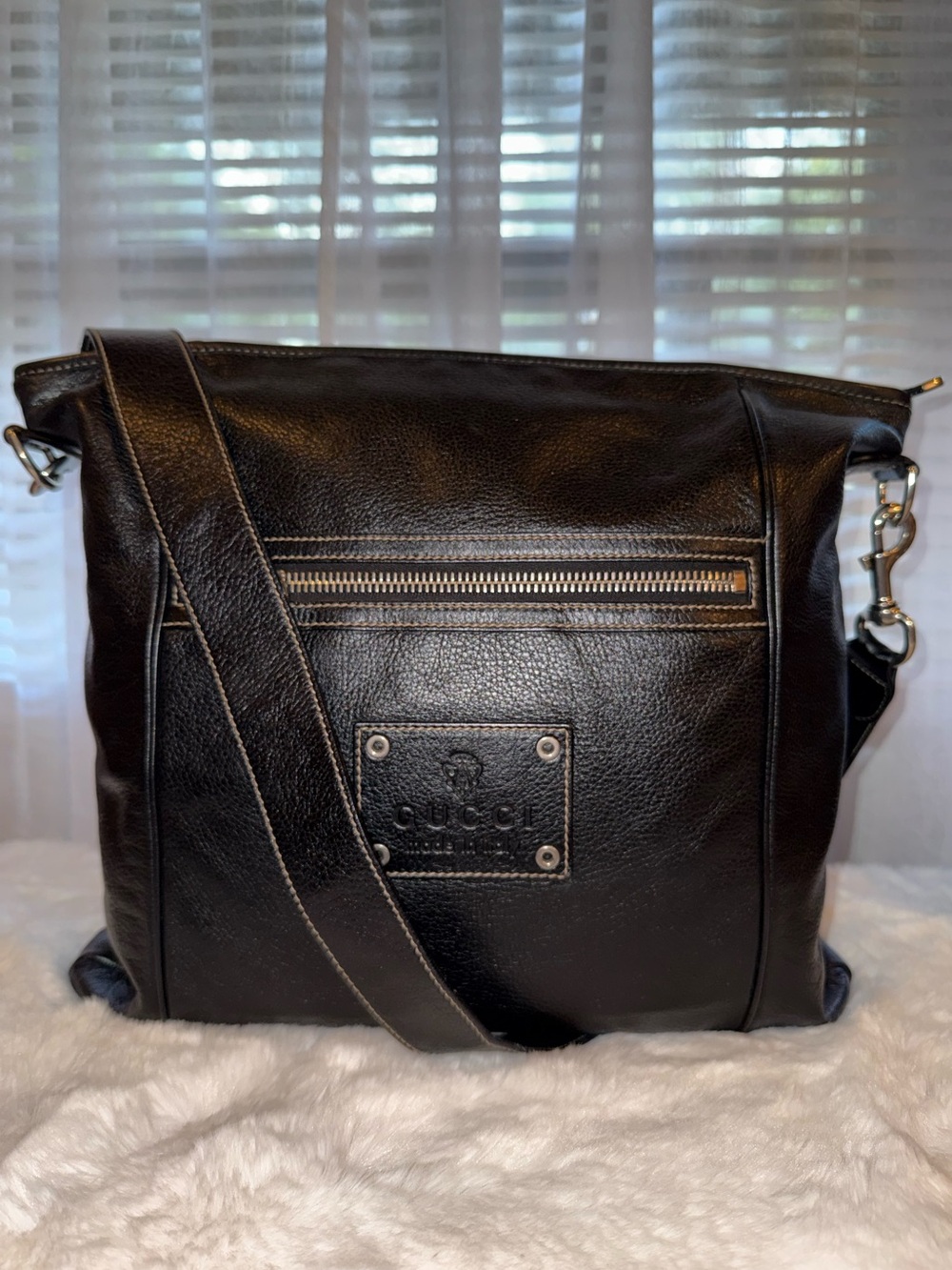 Gucci Black Pebbled Leather Messenger Bag with Silver Hardware